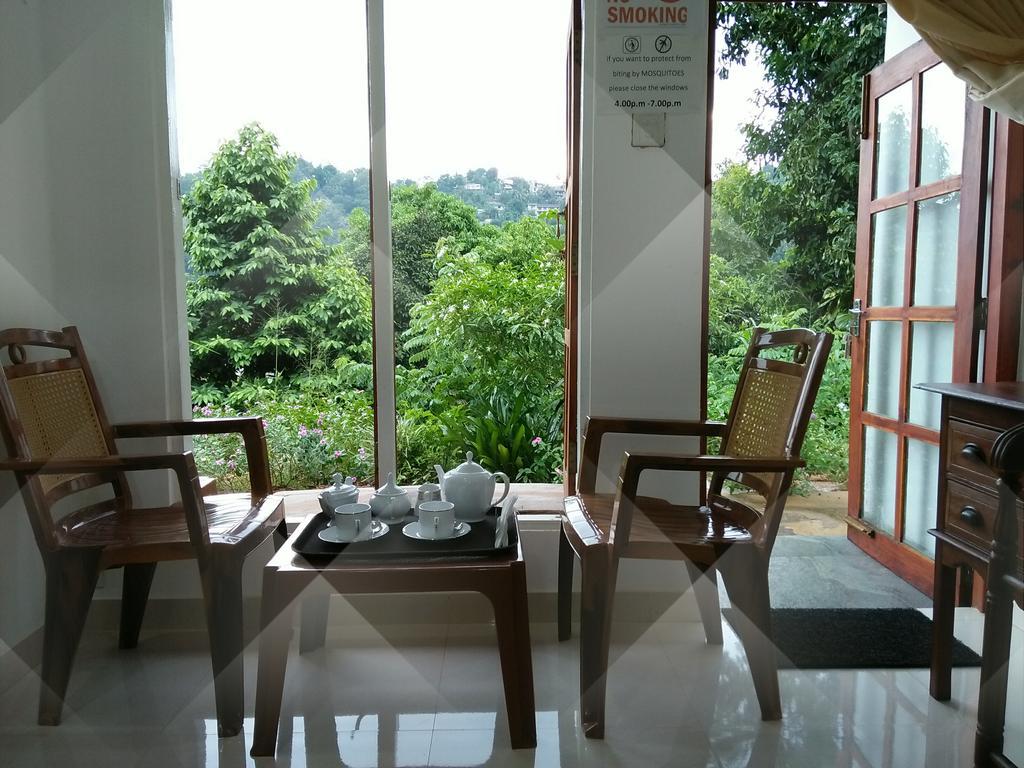Imaaga Kandy Residence Esterno foto