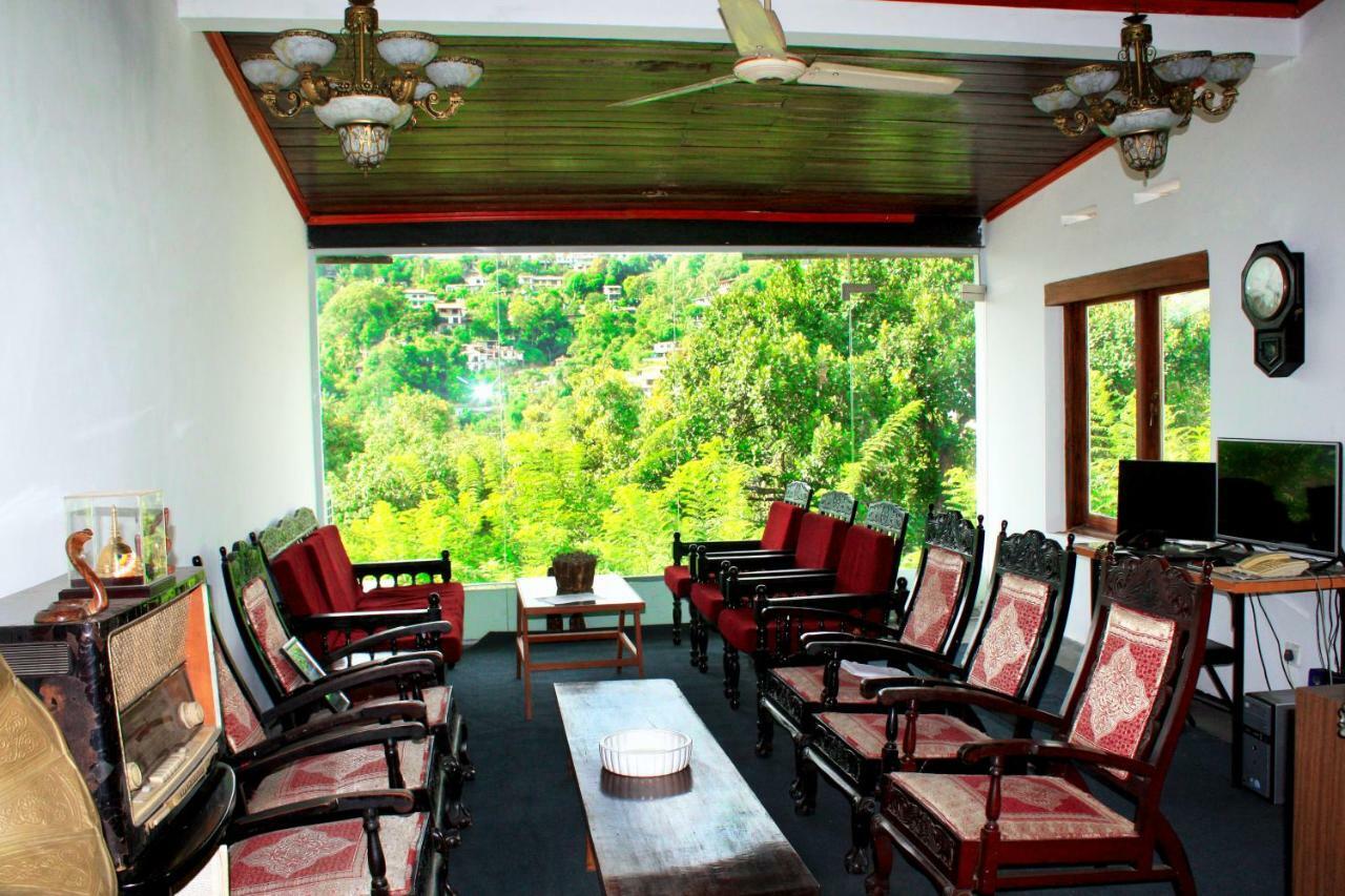 Imaaga Kandy Residence Esterno foto