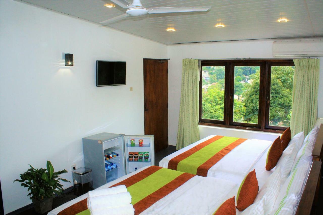 Imaaga Kandy Residence Esterno foto