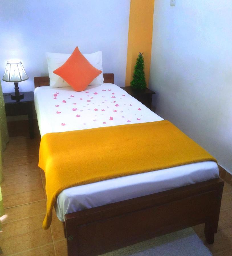 Imaaga Kandy Residence Esterno foto